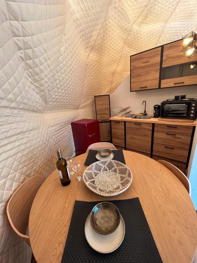 Manna Gea Glamping Domes Hotel Vonitsa Luaran gambar